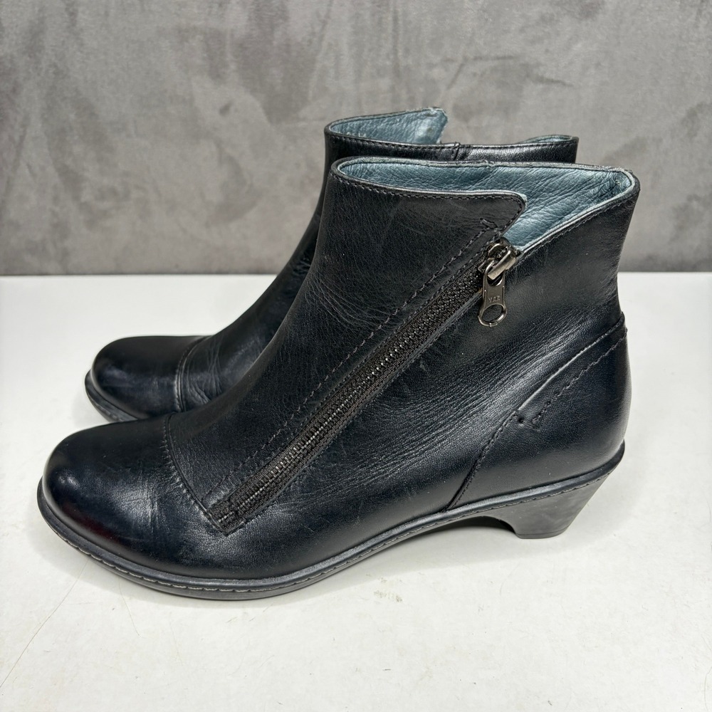 Dansko Ankle Boots Women 6(US), 36(EU) Black Leather‎ Zip Up Low Heel Cap Toe